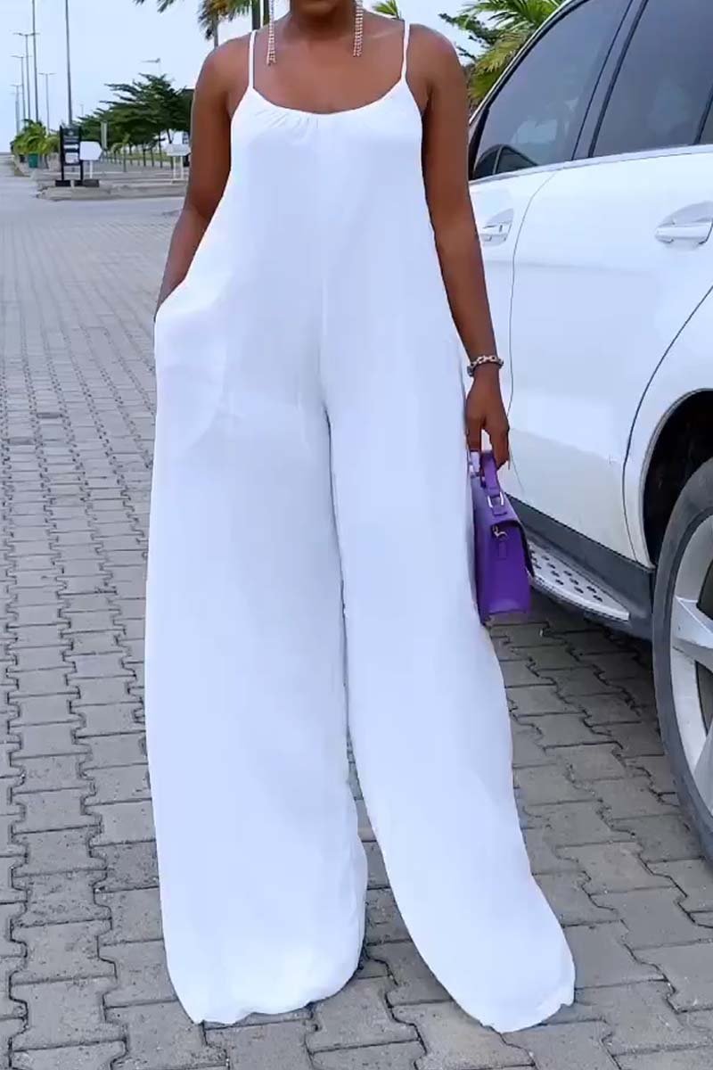Solid color jumpsuit with suspenders