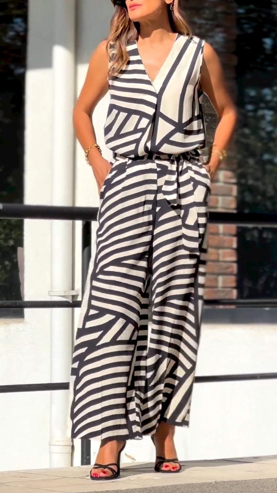 Casual V-neck Striped Two-piece Suit